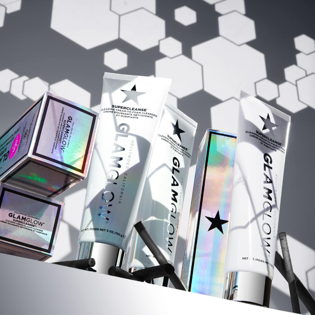 glamglow's tweet photo. Meet the cleanser of our #SuperClearSkin family! β€οΈ #SUPERCLEANSE is a cream to foam cleanser with a boost of triple charcoal technology to fight oil and refine pores.
Get it now https://t.co/WW1QxtBjXI
#GLAMGLOW https://t.co/CbSmyICfIy
