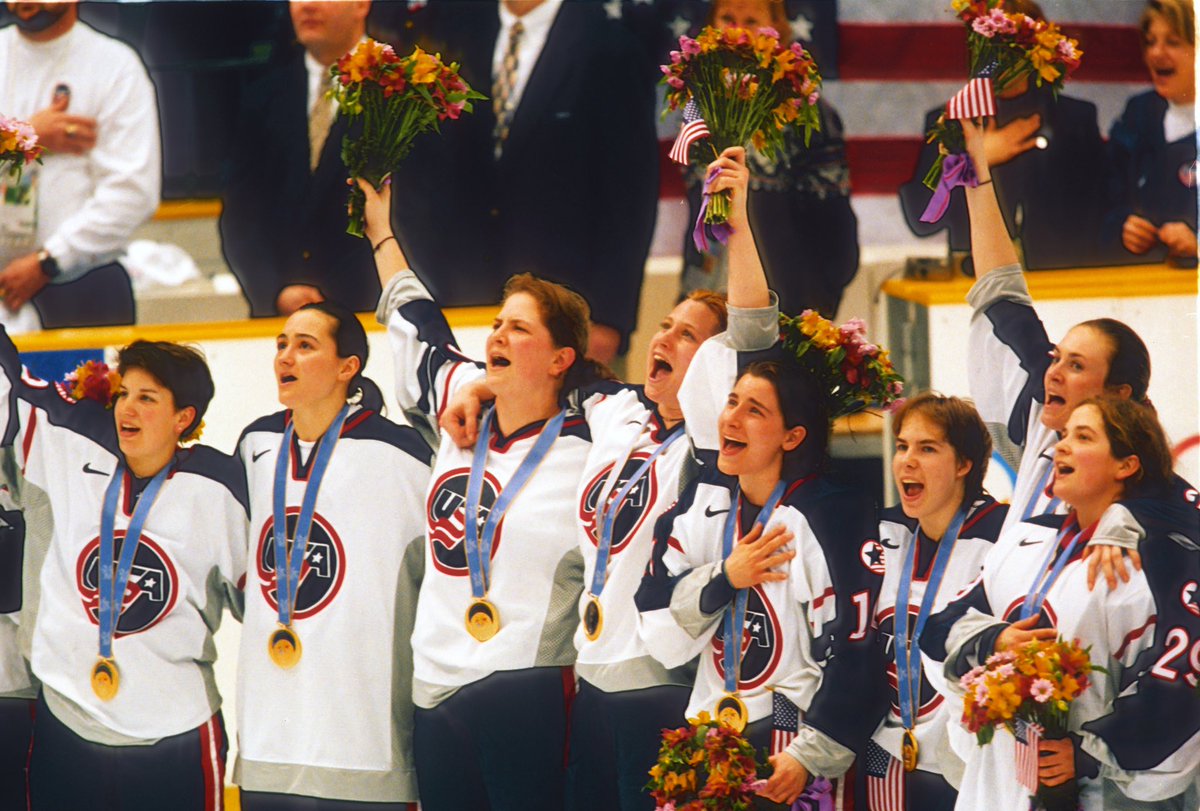 Aj Mleczko Griswold On Twitter 21 Yrs Ago Happy Anniversary To Us And Happy Hockeydayinamerica