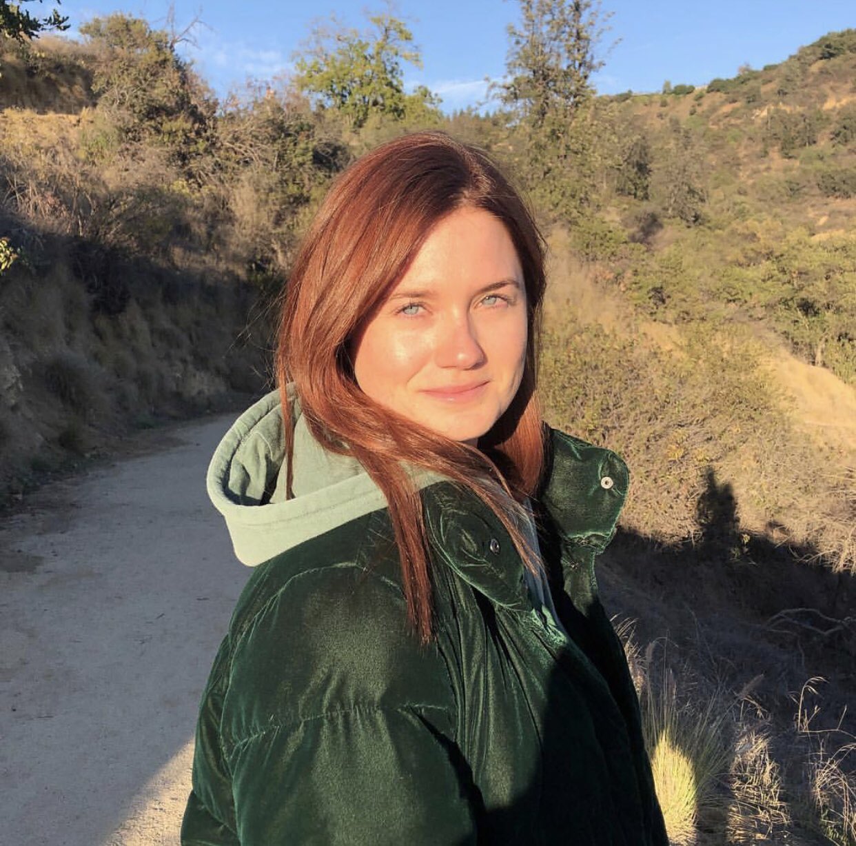 Happy birthday to the gorgeous queen, bonnie wright 