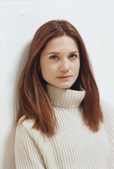 Happy 28th Birthday to Bonnie Wright! She potrayed Ginny Weasley, the girl that taught us bold is beautiful. 