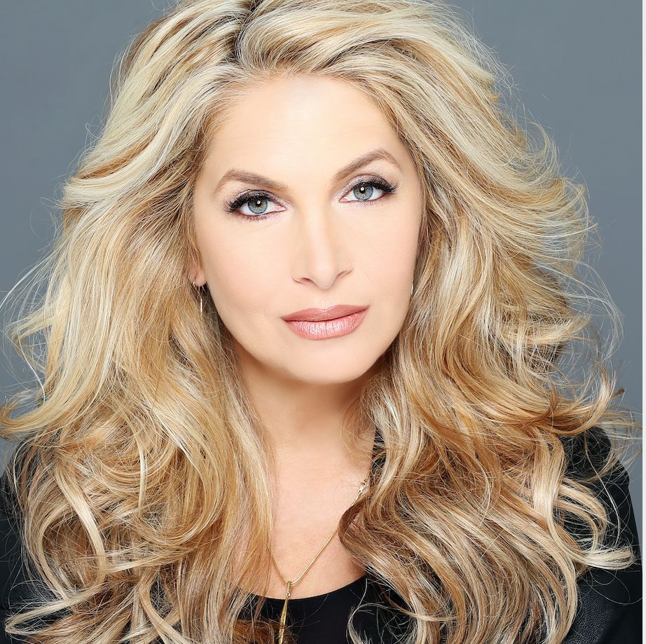 brand_con's tweet image. Hosting our Resume and Getting Book workshop is Carole Lynne founder of the Lynne Experience. An experimental marketing + casting agency representing actors, models and brand ambassadors worldwide. #brandambassadors #modelworkshop #promotionalmodels #promolife