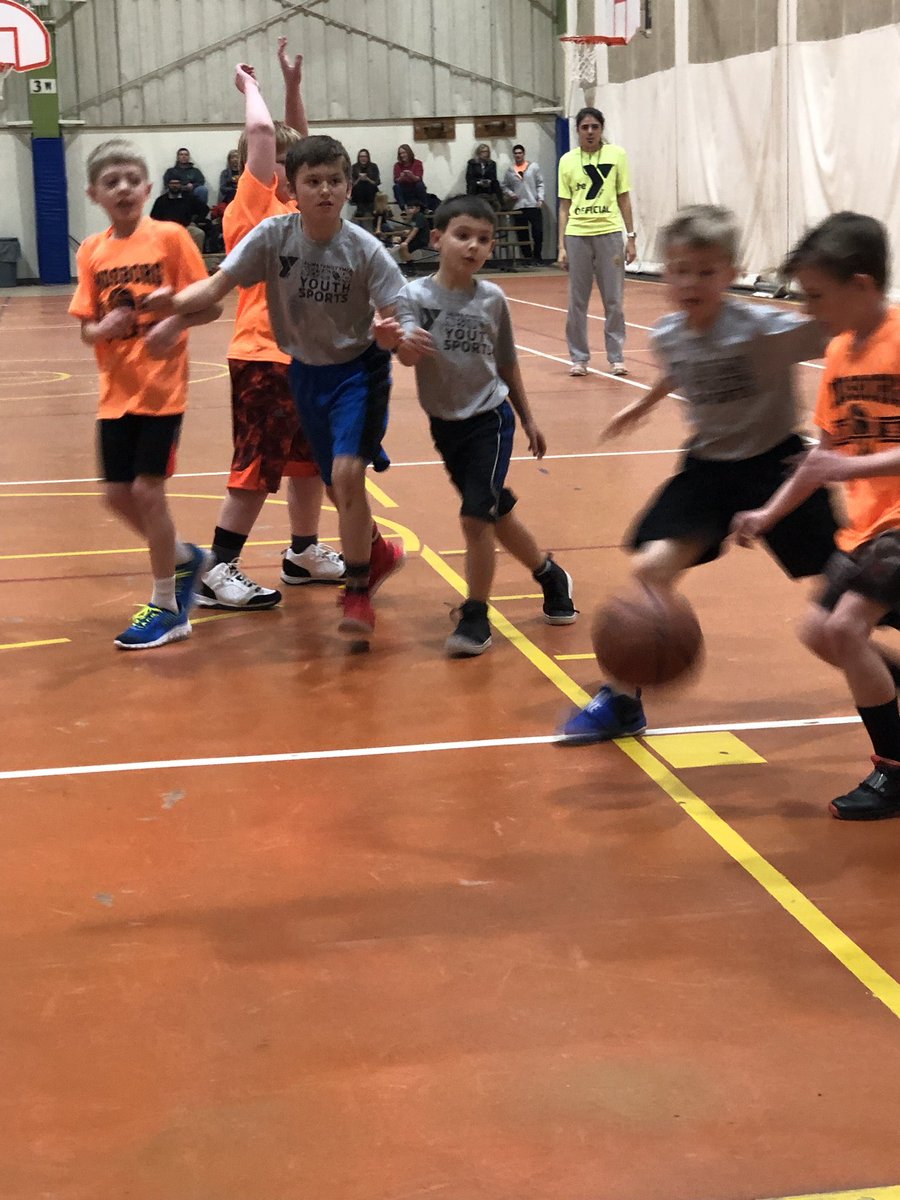 MsSweeniesClass's tweet photo. 3rd grade baseketball stars! #WHY305 #HeusnerPride https://t.co/XQqbH3ACoS