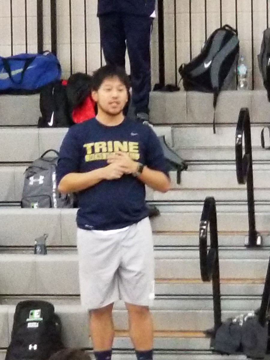 IndyAssaultVB's tweet photo. Coach Brendan Ledwith from @TrineMVB directing the 2019 @IBVCAvb Mel Young Camp https://t.co/vxjtYCvLh5