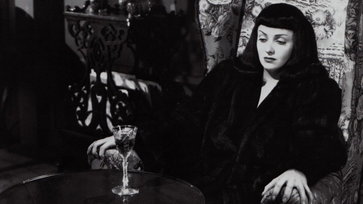 Bradleyjkornish's tweet photo. Jean Brooks in "The Seventh Victim" (Val Lewton, 1943) https://t.co/fhGlmEDspS