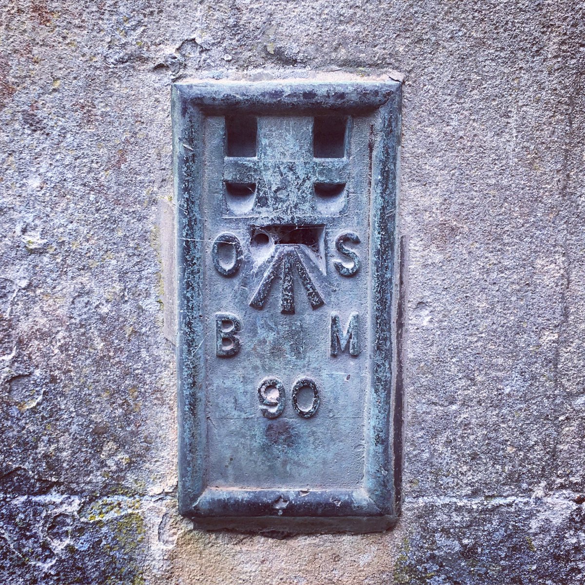 RachaelsArcade's tweet photo. Fab little treasure hunt run through @Ashton_Court_ this morning. Missed my @thismumruns early run &amp; my post-run coffee partner @aknotay is in Oz so thought a little exploration run was in order for #SundayRunday #architecturegeek https://t.co/TPMholDcqZ