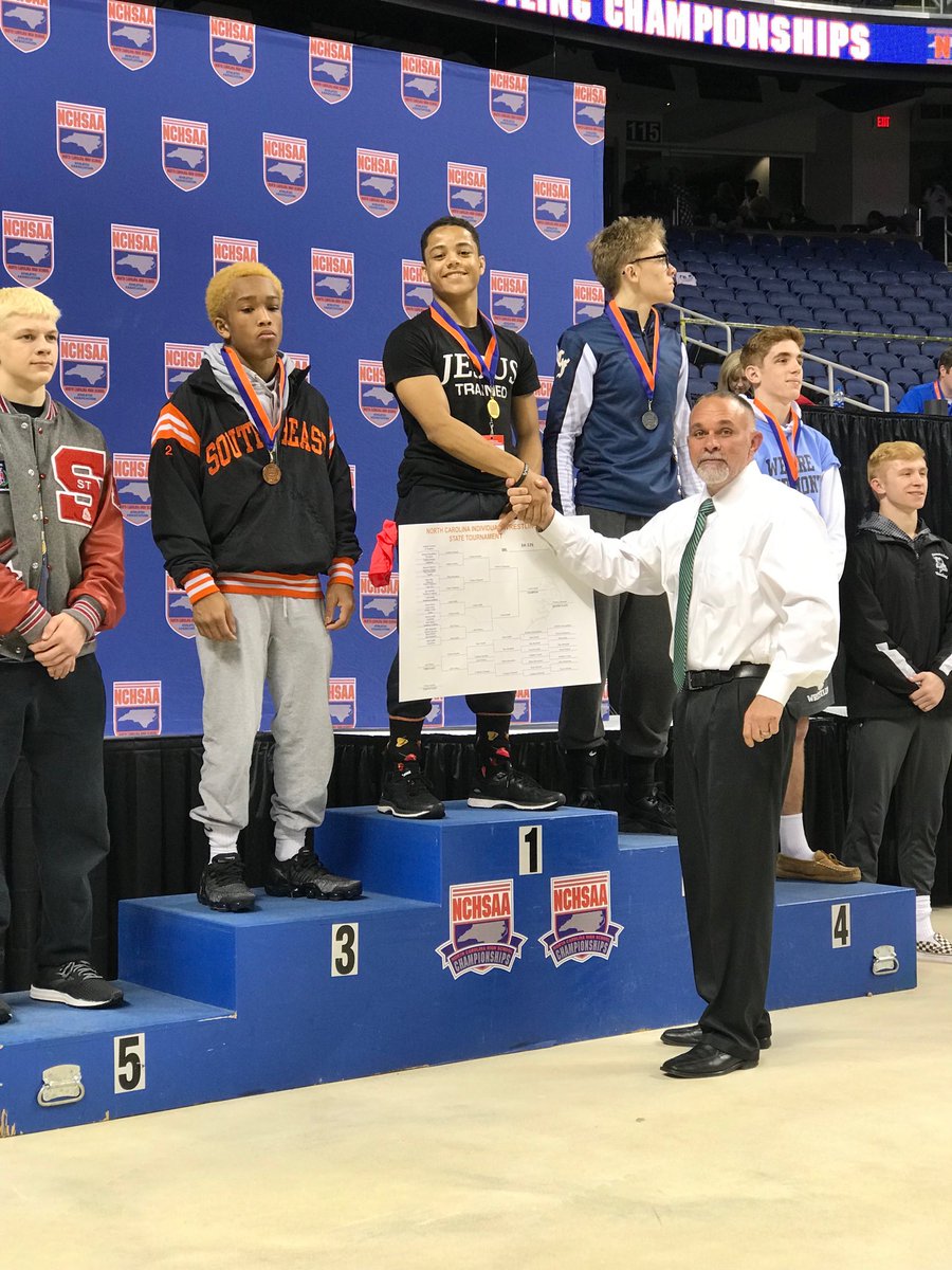 Caleb Smith 3A State Champ! 🥇🏆🤼‍♂️ #WeareSouthwest ⁦@SW_StudSection⁩ ⁦@SWGHS_Football⁩ ⁦@SWCowboys_Athl⁩