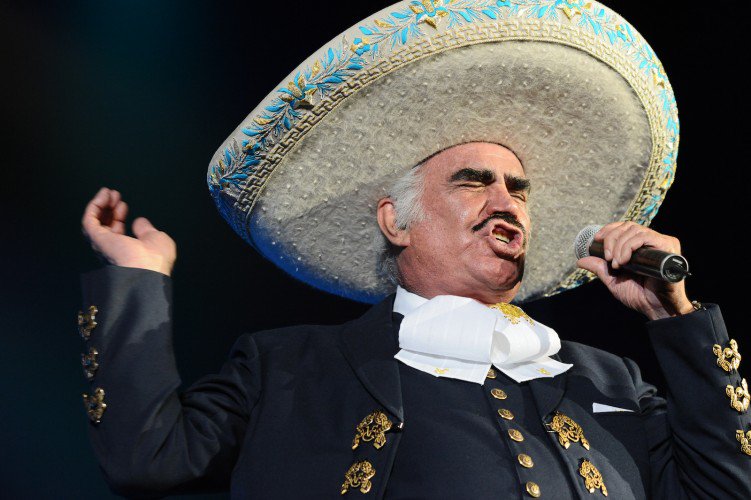 El 17 de febrero de 1940, nació el actor y cantante mexicano @_VicenteFdez #FelizCumpleaños 🍾🎉😁🍻🎁🎂😅🎊🍰🥂😉🥃🎶