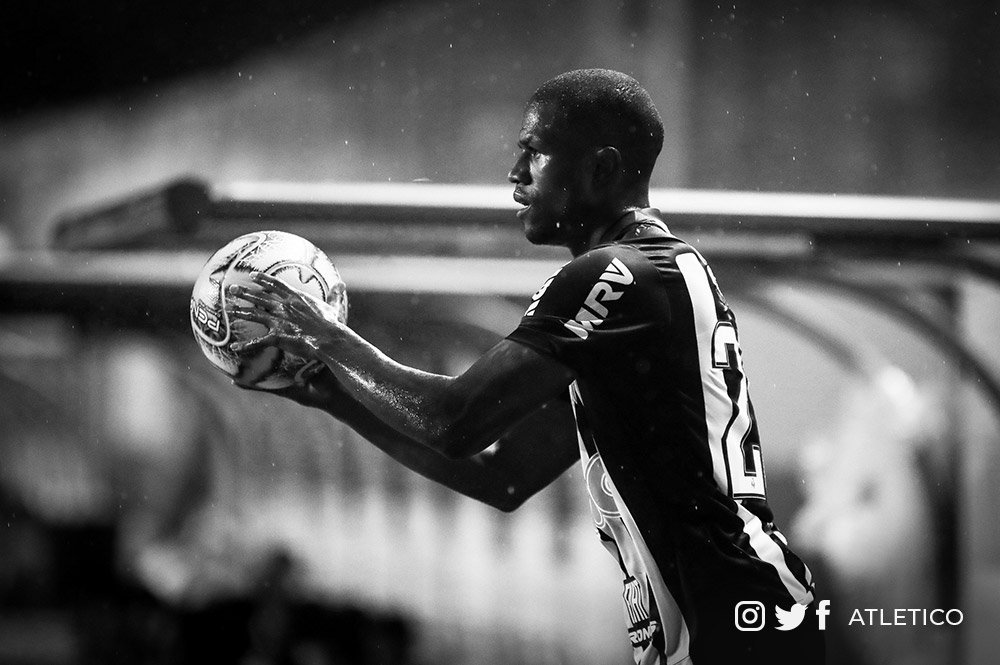 atletico_es's tweet photo. 📸⚽️ Mira el álbum con las mejores imágenes del triunfo sobre Tupi: https://t.co/GthZPaFqYJ  

Vamos, #Galo! #CAMxTUP #ElMásCAMpeónMineiro 🏴🏳 https://t.co/4pzXzhb1ox