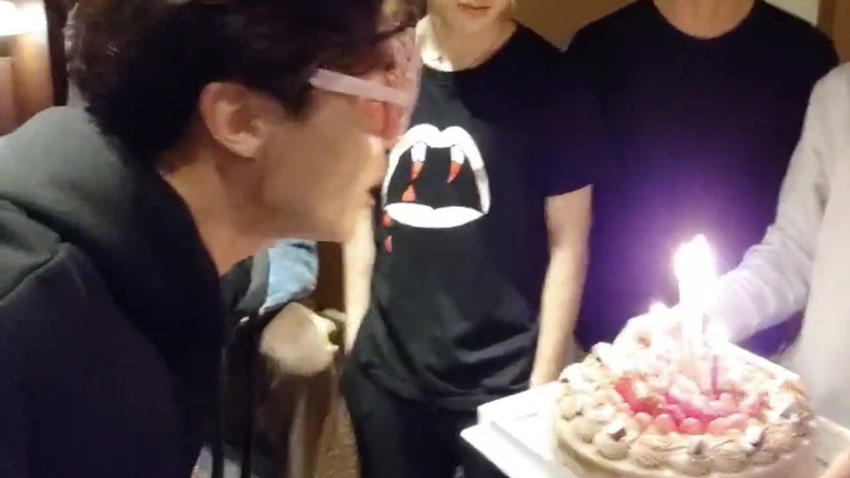 _serendipit_y's tweet photo. #HAPPYJHOPEDAY 
#아름다운_호석이처럼
#널_만난건_행운이자_행복
사랑해요 호석아 https://t.co/IOUgq4K9Hs