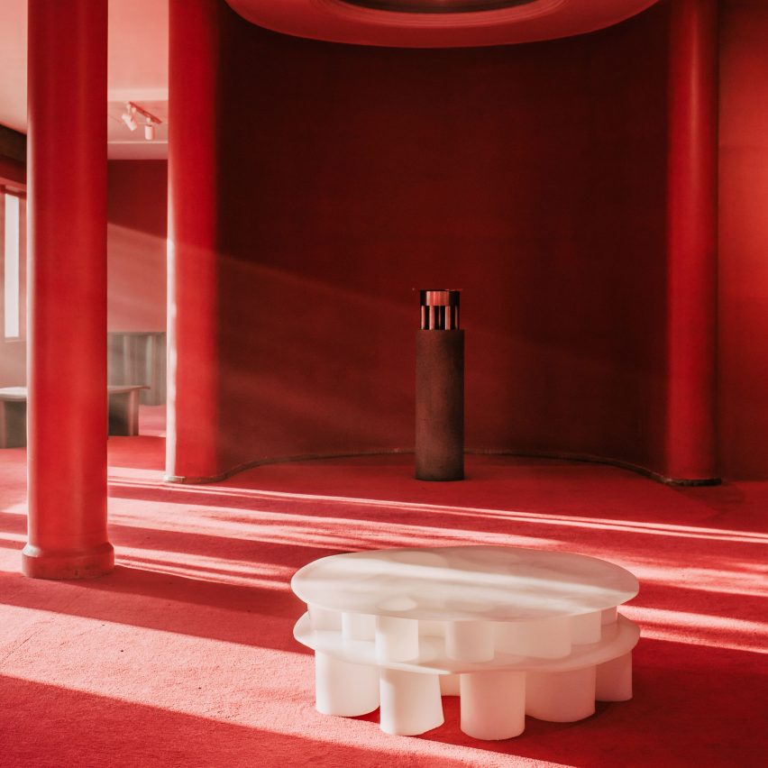 Mexico City mansion provides setting for Masa gallery exhibit: at.dezeen.com/2trGmC0