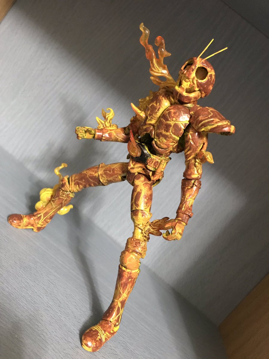 San 我が名は仮面ライダーコア ニチアサフィギュア改造部