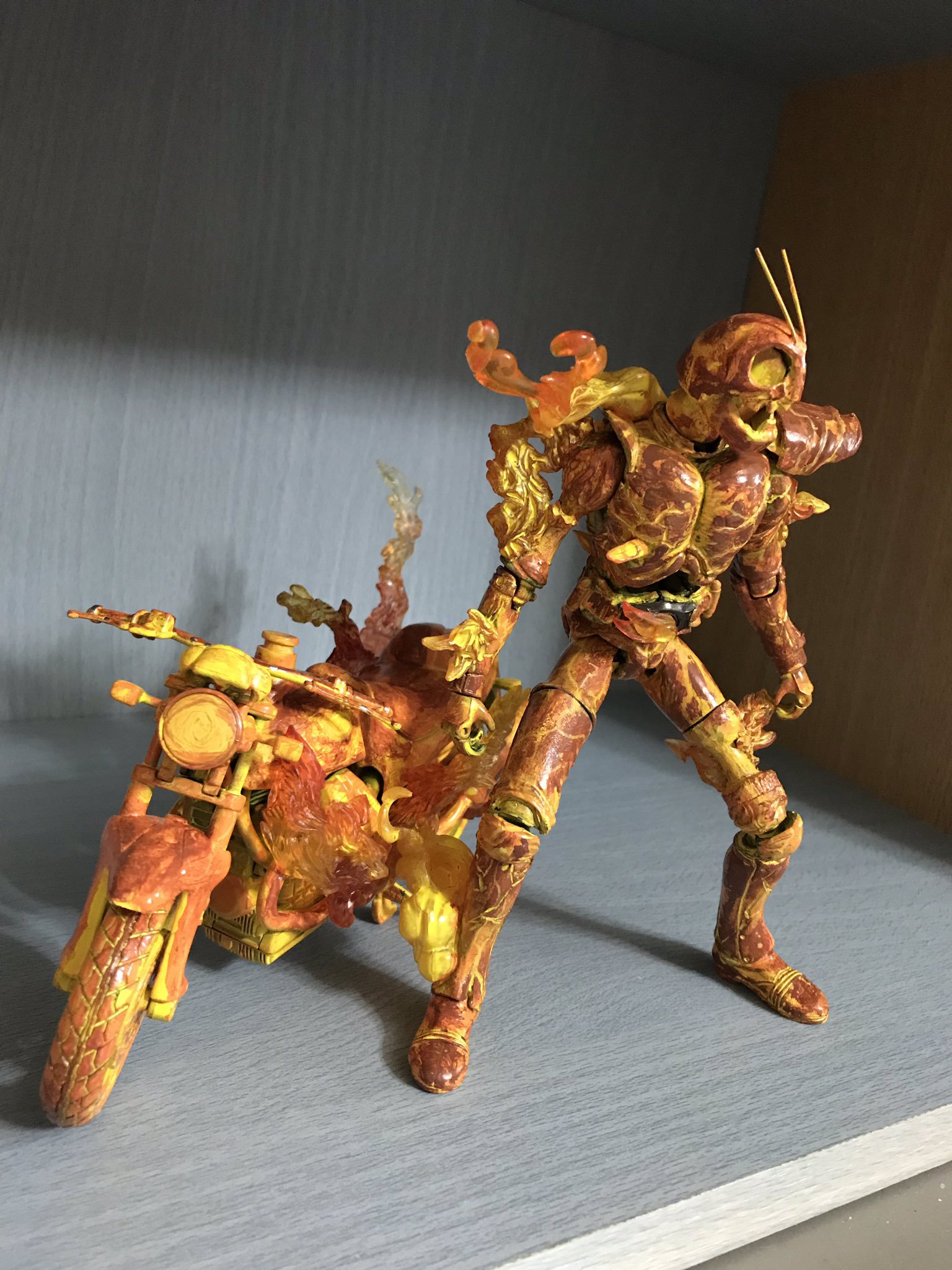 San A Twitter 我が名は仮面ライダーコア ニチアサフィギュア改造部