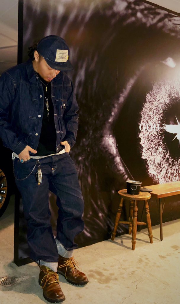 godsuns_jp's tweet photo. 🐎🇺🇸Today's my code🇺🇸🐎
ジャケット Levi's vintage clothing ファーストJKT 1936 model
インナー Bay Meadows
パンツ 501xx 1937 model
キャップ Levi's made crafted poggy
ブーツ Red wing
アクセサリー GOD✴︎SUNS 特大K18矢尻先金フェザー
#denimcode
#tokyo
#harajuku
#godsun
#levis
#lvc https://t.co/vVbTWUCOeD