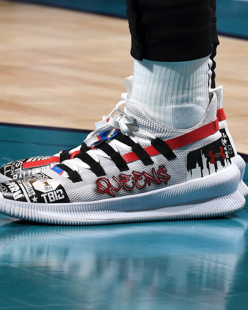 seguramente revisión Alacena SLAM Kicks al Twitter: "LEFRAK STAND UP. Hami Diallo shut it down with a  “Queens, NY” colorway of the UA M-Tag. https://t.co/VWwIk2ND7E" / Twitter