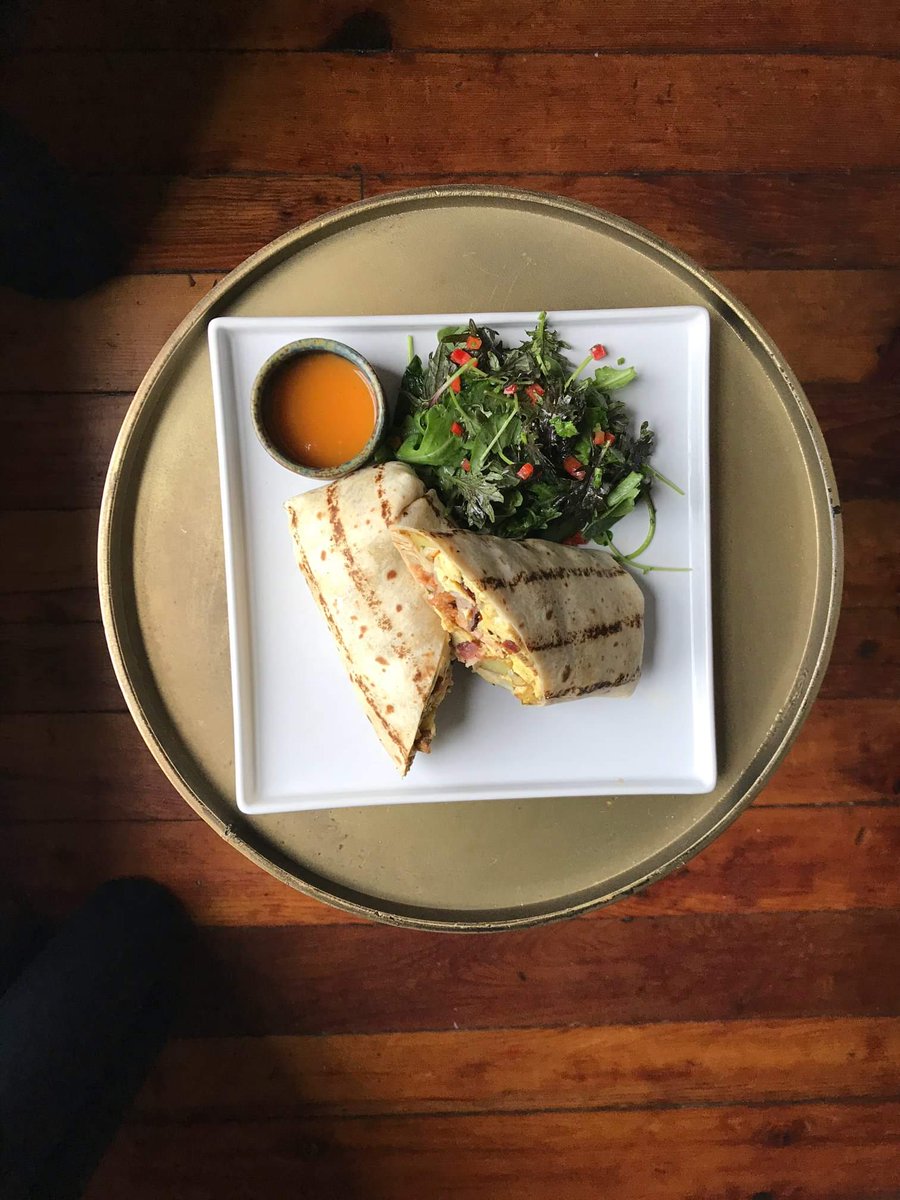 CommonwealthCOV's tweet photo. Brunch today from 10-2! 

Try our Hangtown Burrito: Crispy Oysters, Smoked Mornay, Scrambled Eggs, Bacon, and Pico de Gallo.

See all your Brunch options: https://t.co/U47971NNly

#brunch #SundayMotivation #burrito #lovethecov #meetnky #cincyfoodie https://t.co/R09NsTjtbI