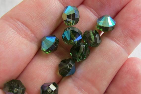 craft_canadian's tweet photo. Last of.... 
- #Swarovski - discontinued &amp; rare #beads, #stones, #drops, #pendants, #charms
- Make your creations stand out!

https://t.co/TA1IIO1H8K
The #CouponCode is: TWITTERLO19
For 20% OFF of Your entire order!

#lastof #rhinestones #beading #handmadejewelry #etsy #coupon https://t.co/8VsXoJMAYF