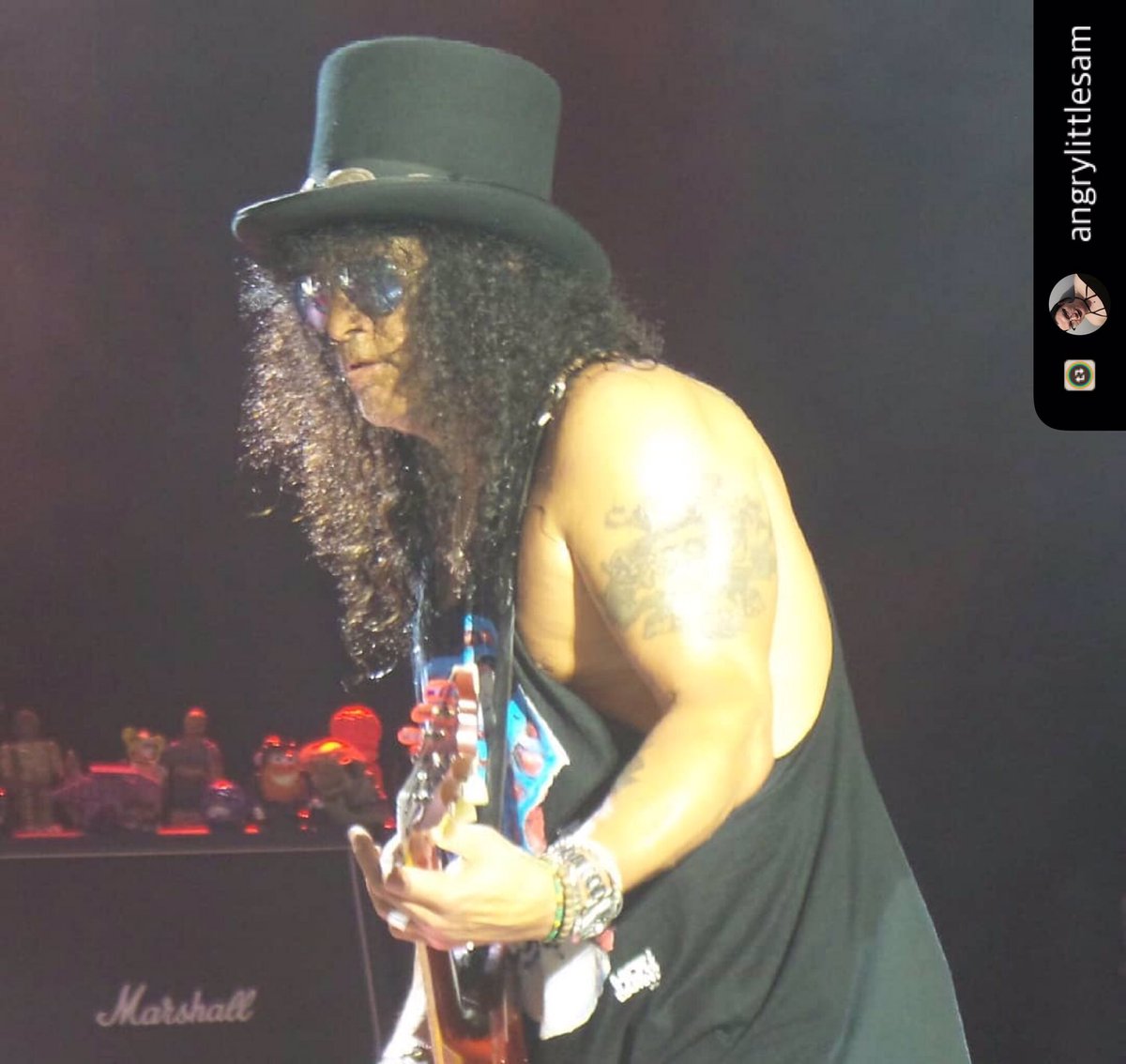 MARIE2_SLASH's tweet photo. #Repost with @Repostlyapp @angrylittlesam More from @Slash ft Myles Kennedy and the Conspirators from last night at O2 Apollo Manchester #slash #myleskennedy #theconspirators #manchester #02apollo #music #guitar #guitarist https://t.co/AAyEuqF4Tv