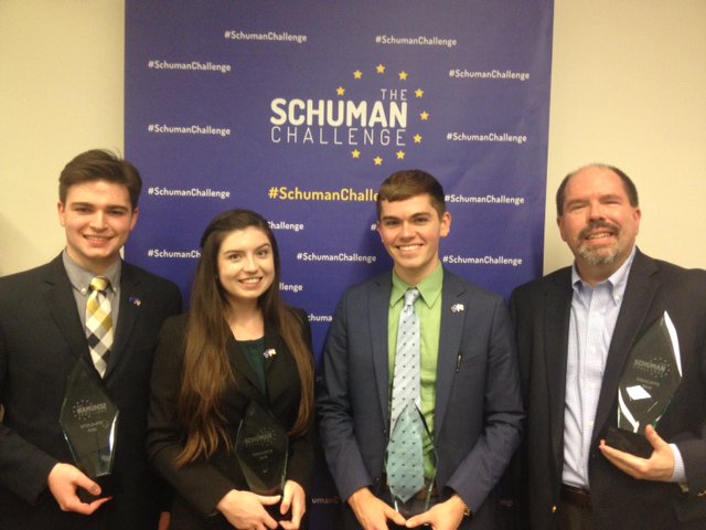 Congratulations to our students who made it to the finals of the Schuman Challenge last week. You are fabulous representatives of our University. Thank you to the EU Delegation to the US for sponsoring and hosting the competition. @EUintheUS #schumanchallenge