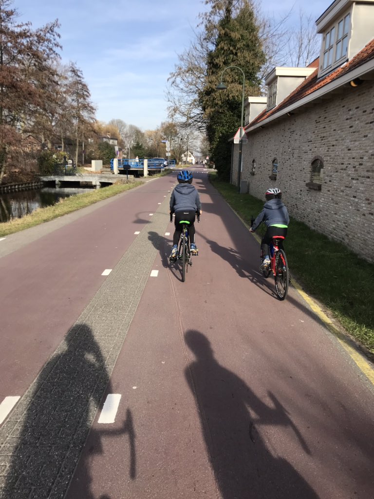 Peloton De Witte oefenrondje #Rotterdam-#Leiden #DeHollandse100 <a href="/LymphCo/">Lymph&Co</a> Ondersteun ook!! dehollandse100.nl/actie/familie-…