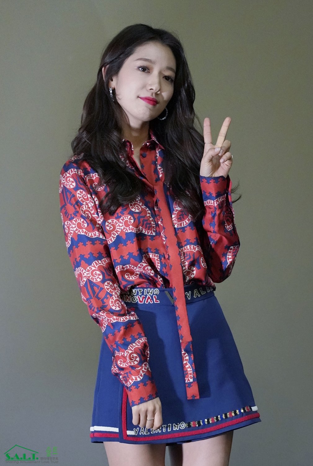 I hope you have a Happy Birthday, Park Shinhye!!!       