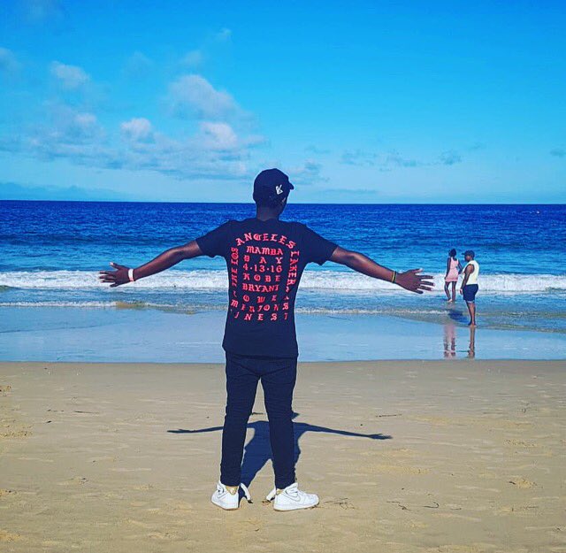 Enzow_the_OG's tweet image. The breeze way 💦