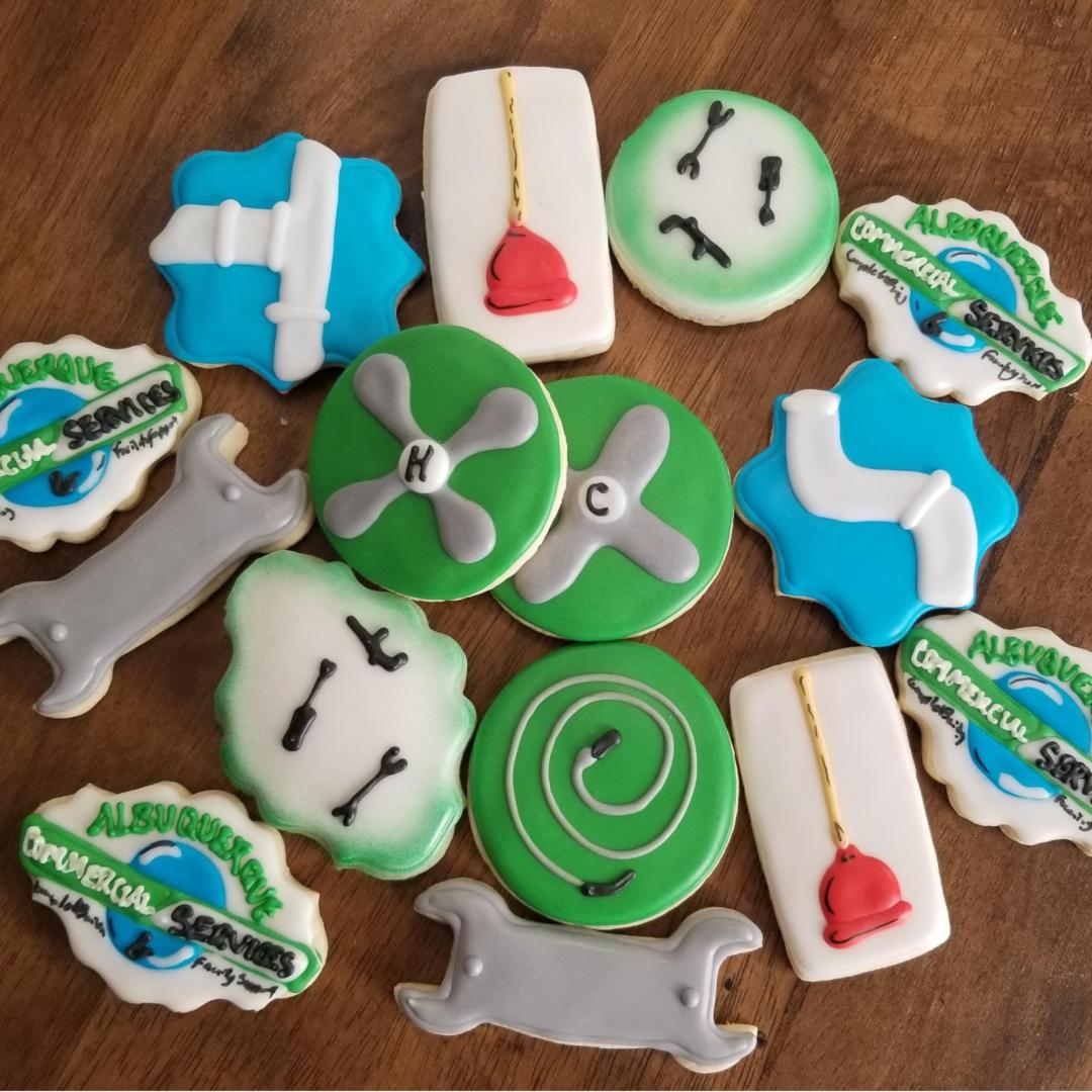 abqplumbing's tweet photo. Sundays are always sweeter with a little treat from your friends. 

Roxy's Custom Cakes baked these amazing treats for our commercial customers. What is your favorite sweet treat?

#abqplumb #albuquerqueplumbingheatingandcooling #roxyscustomcakes #sweetssunday https://t.co/vBdfsCvZhV