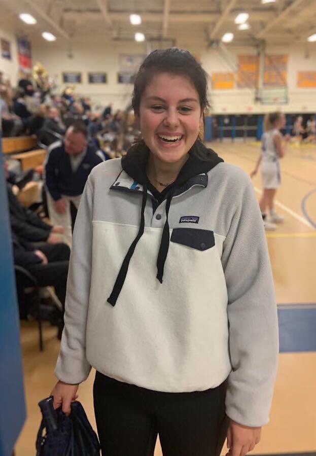 Congrats to the AB Girls Basketball team on a BIG win and Sophia Poplyk for being the lucky ABSAF pass holder tonight! Thanks to the AB School Store, Hit the Net and Dunkin for the Colonial swag!
