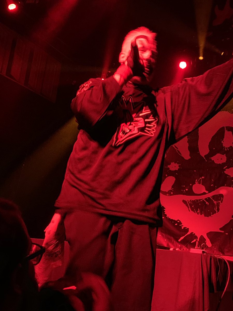 3 Things I learned at the <a href="/icp/">Insane Clown Posse</a> concert.... w/ <a href="/TK_Gambler/">Travis Kuracka</a> 
1. Wear body armor. Front row on the floor gets a little intense.
2.  Duck when the guy surfing the crowd is being grabbed by security right above you. 
3.  Too old for this....(bruised and tired)