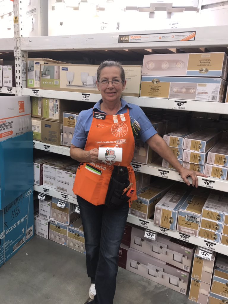 edietelford's tweet photo. Way to go Barb! #FirstPlatinum So much 🧡passion for driving sales and taking care of our customers! #PP289 @sgaskinshd @CrickettSurls @BrittanyTHD @VickiSm03567042 @JoeTHD1 @Tcampo24 @williamwaechte1 @DebraWa1299 https://t.co/SqKi2dG4A0