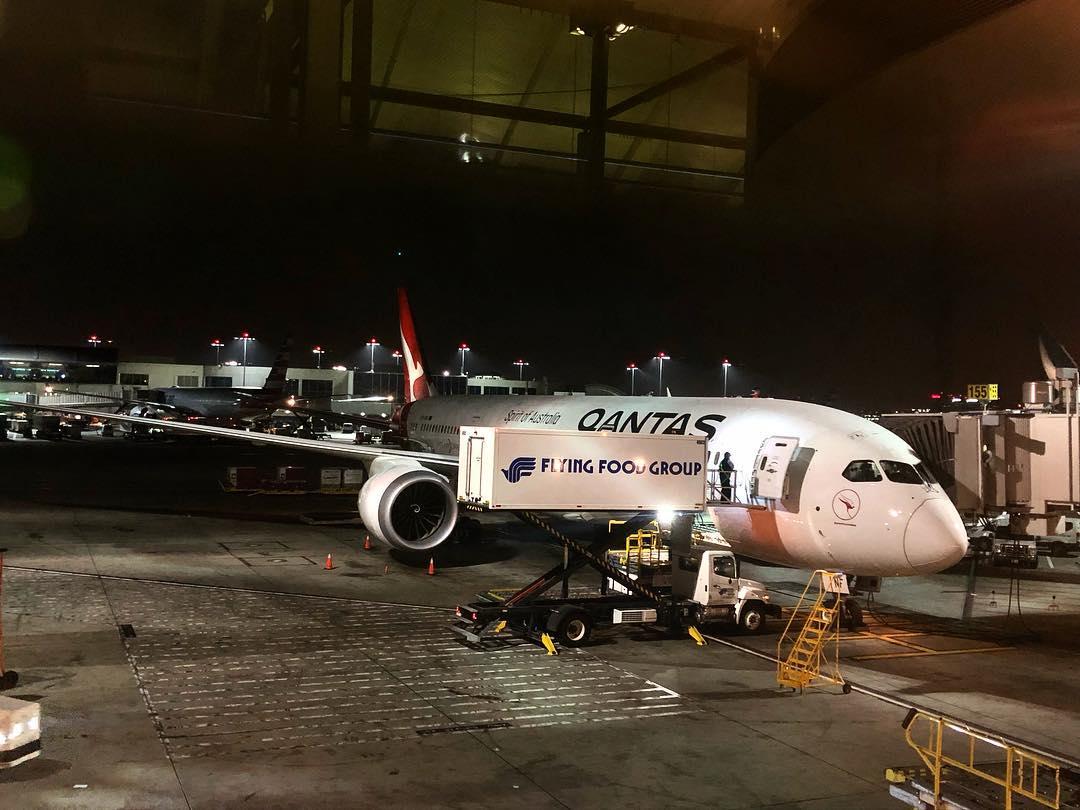 Qantas Airways USA tweet media