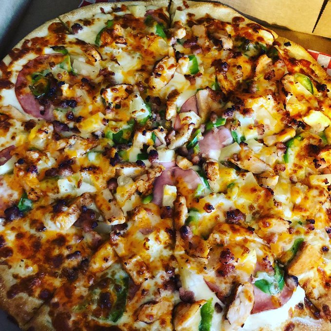 MoesLacombe's tweet photo. ๐ PIZZA ๐
73% Delicious
27% also delicious
#MoeFacts #PizzaIsLife
#Pizza #Pizzaquote https://t.co/3PUGtQCIk0