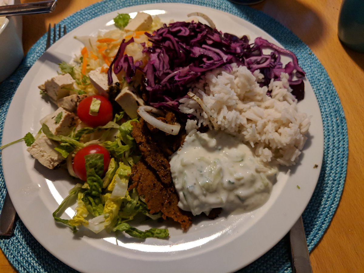 easyandvegan's tweet photo. Made some #vegan Greek food with another batch of seitan! 🇬🇷🇬🇷🇬🇷

I'm so glad I discovered how to make your own because this stuff is amazing🔥🔥

#Februdairy #govegan #veganfood https://t.co/9MXJVQqZ75
