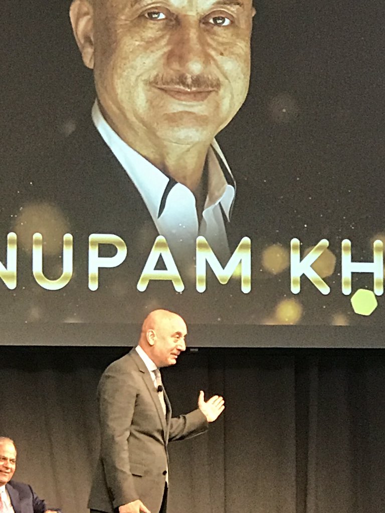AnupamPKher's tweet photo. Thank you #ProfKothari, #AditiPrasad, teachers, students and guests at @MITIndiaConf, Boston for your love, warmth, hospitality and appreciation. It was a great learning experience for me to interact with you, the #BrandAmbassadors of our country. Jai Ho.🙏🇮🇳 #MITIndiaConf https://t.co/GWsgItfBeS