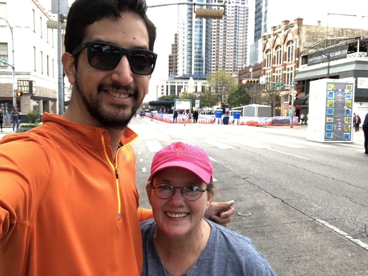 LovingLibbie's tweet image. Thanks again @AustinRunners   at  @austinmarathon  for another wave of #payitforward tacos! Your purchase helps feed many local children in cancer treatment!