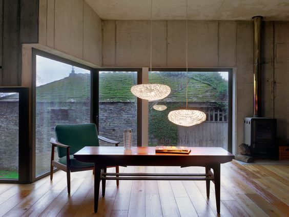 TATI | ARTURO ALVAREZ - The magical light of our Tati pendant lamp completes this unique and sophisticated atmosphere. 
View the product here : bestandbrown.com/lights/arturo/…
.
.
#Tati #ArturoAlvarez #handmade #lighting #madeinspain #interiordesign #Best&amp;Brown