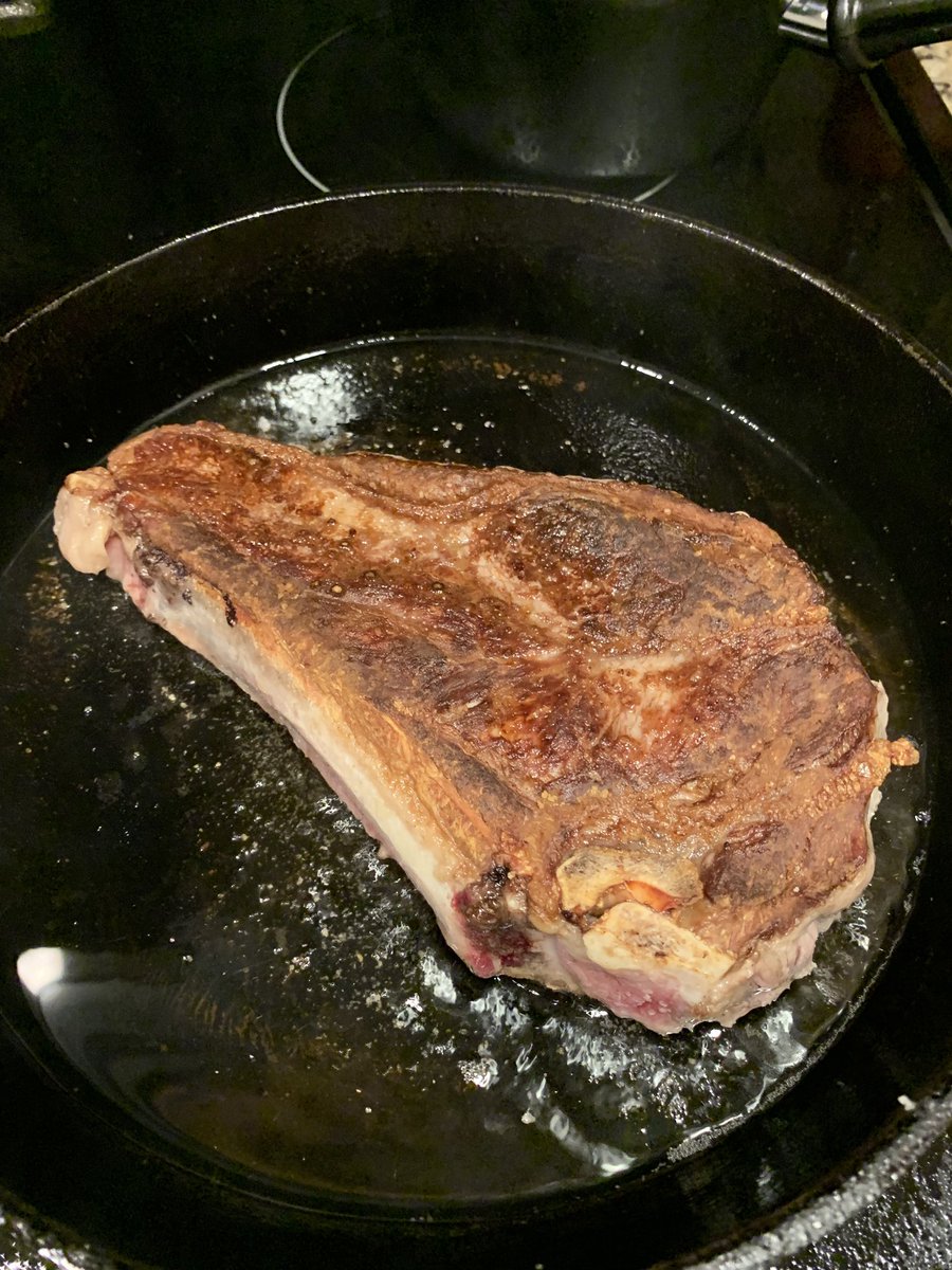 Steak loves cast iron