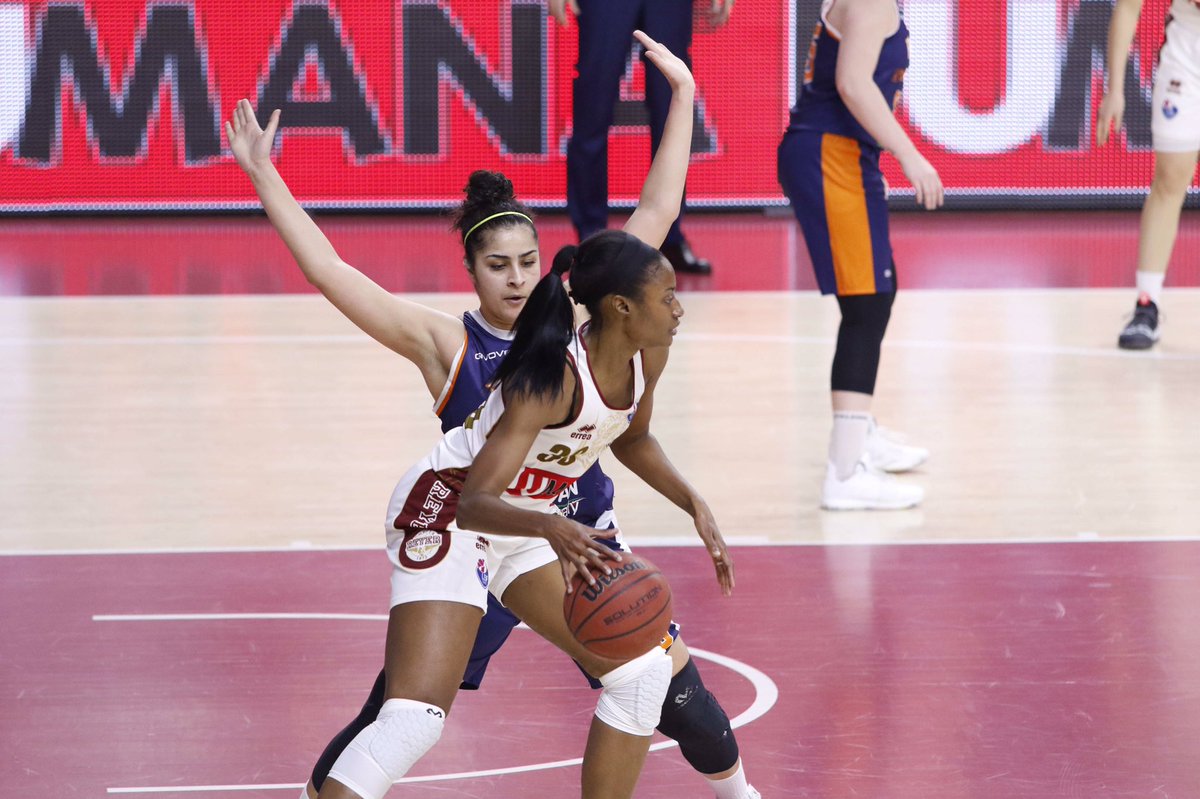 📸🦁
Umana #Reyer #Venezia - @PB_1963... forza ragazze 💪!
#lbflive #Reyerneverstops