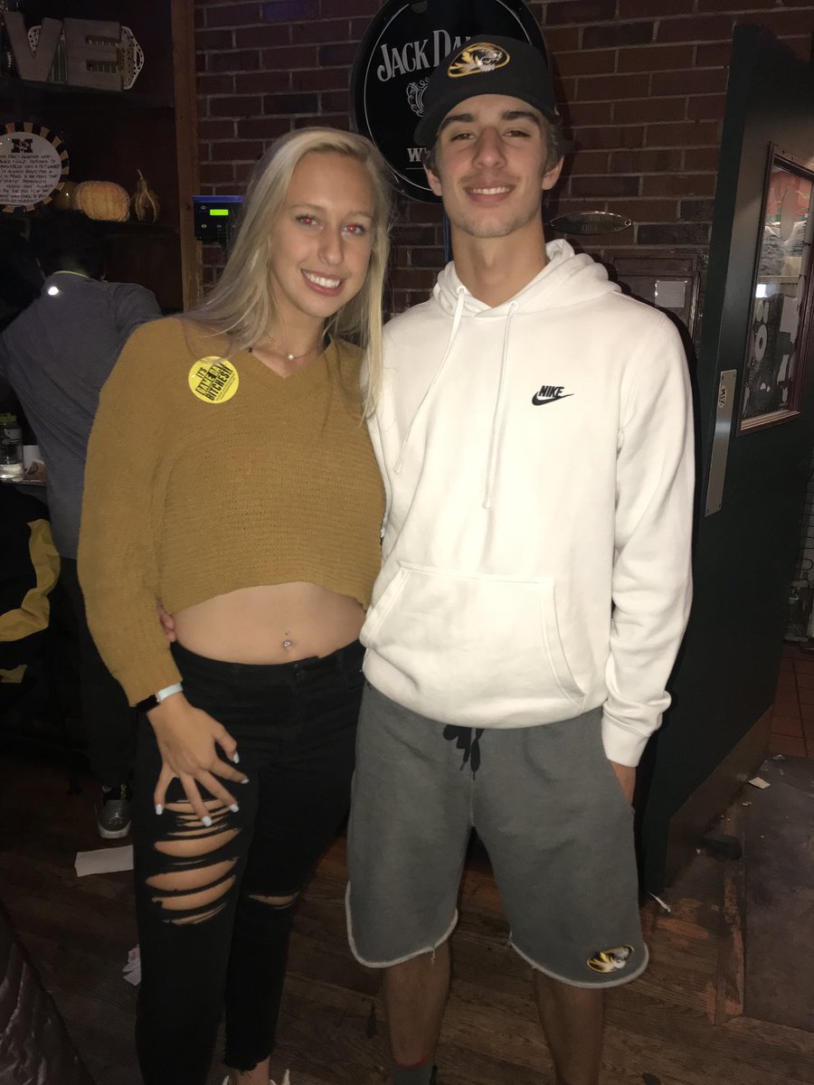 andy_chassaniol's tweet photo. Happy Birthday to my favorite person in the whole world!! @caitlinwilmes17  thanks for dealing with me for the past 29 months!! I hope you have the very best day ever on your 18th!! You are the greatest!!! I love you babe ❤️❤️❤️❤️❤️ https://t.co/RquUadzYPX