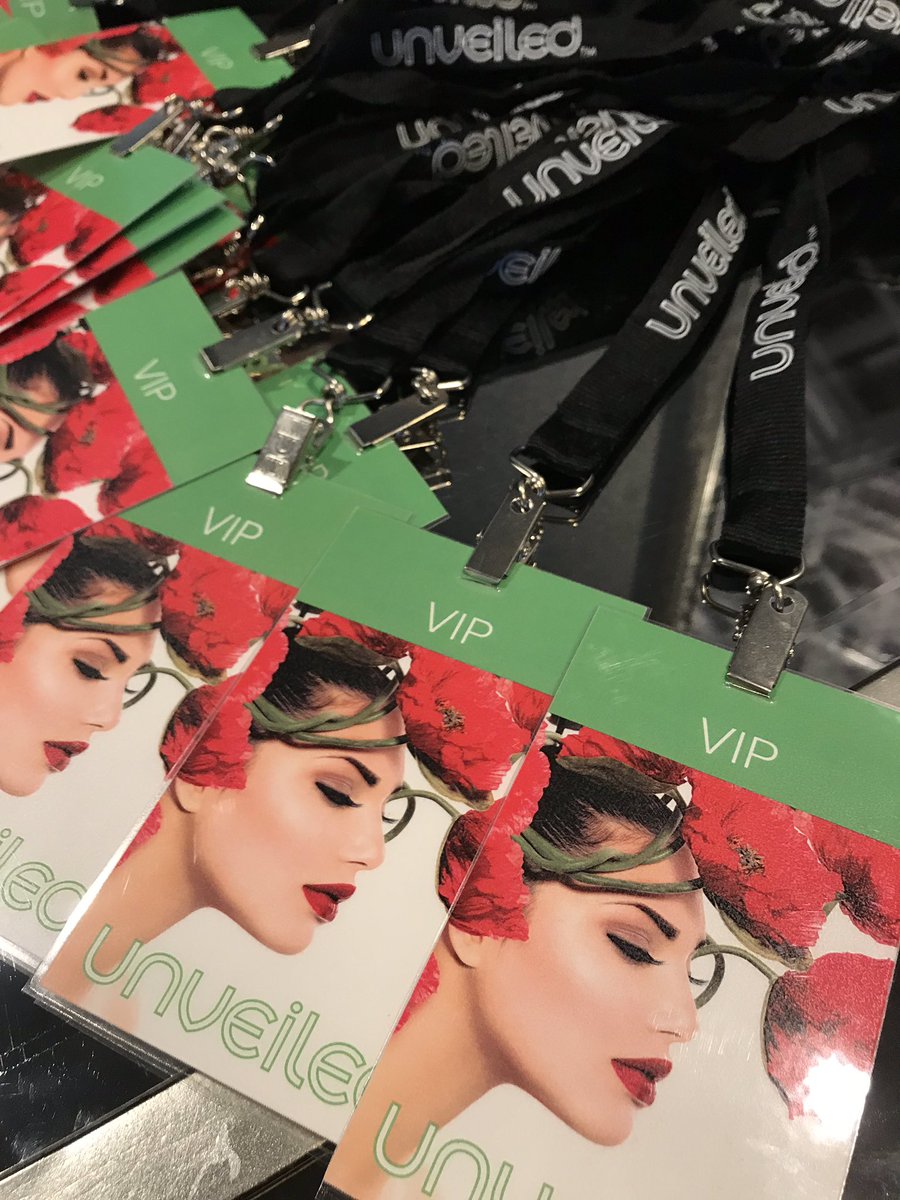 unveiledevent's tweet photo. Cheers! Mimosas and modeled gowns by M.Elizabeth at @HotelIvyMpls #VIP #UnveiledEvent https://t.co/1Vo3lW9w3Q