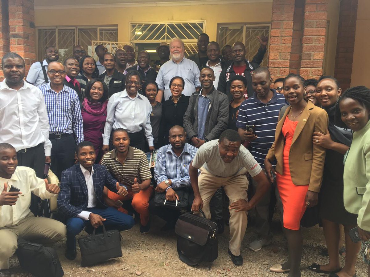 mkhwananzivusa's tweet photo. When you meet a team that makes crazy normal. We are telling a different entrepreneural story. #myRunner #thumeza #MBAThings @E4Impact @E4IAccelerator https://t.co/r6LeRJyQyo