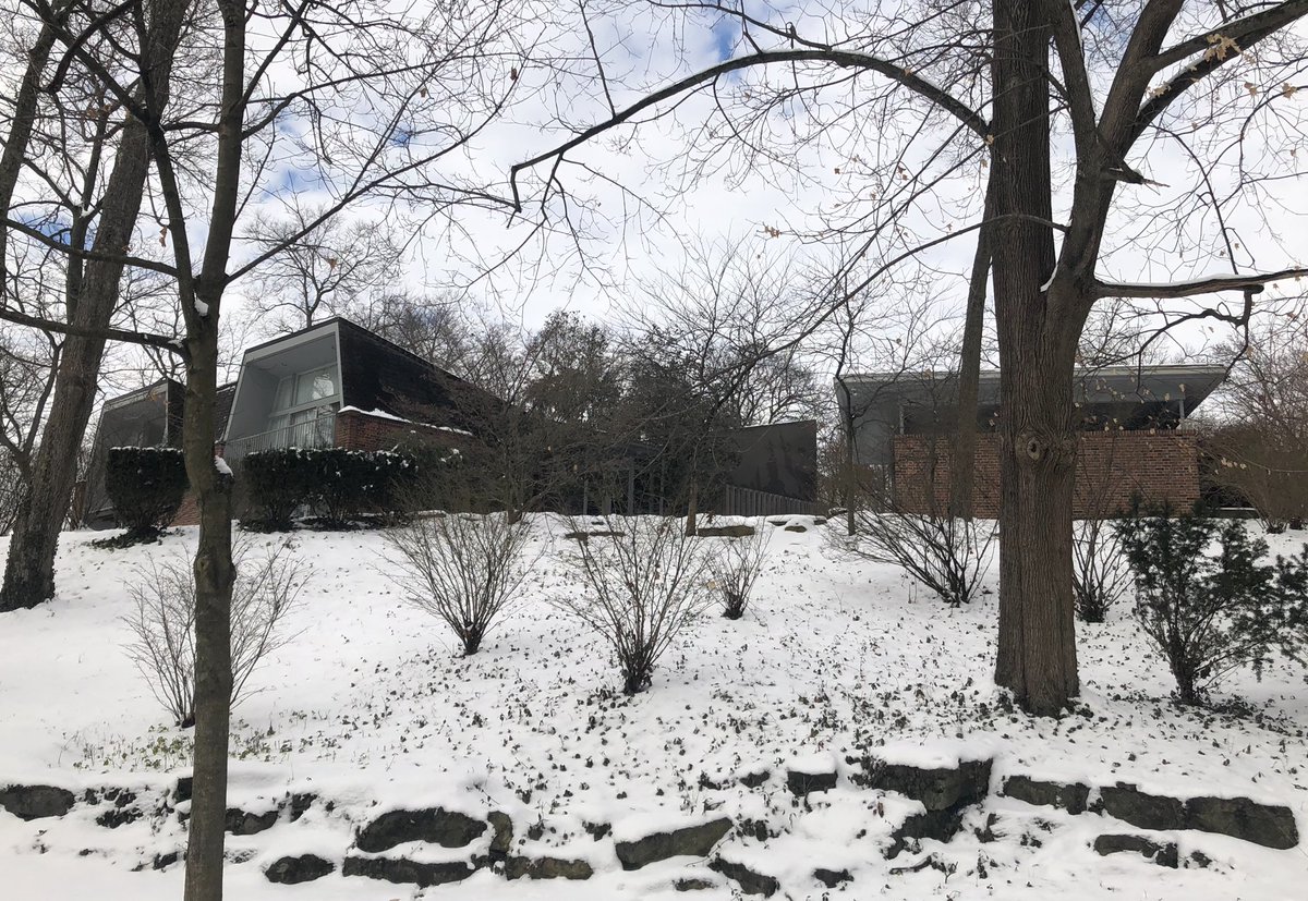 W. Byron Ireland was another major figure of Columbus modernism—he started his own firm here after working with Eero Saarinen in Detroit. This is the house he built for himself in Upper Arlington in 1962: