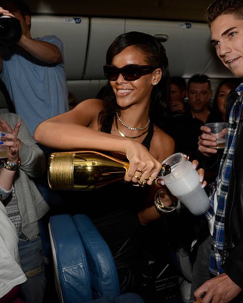 Here’s Rihanna on my birthday, November 14. Energy lol.