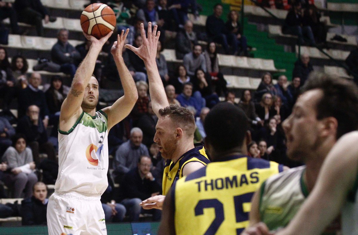 Finale al PalaEstra: Givova Scafati supera 83-76 la ON Sharing Mens Sana Siena #lamenssanaèunafede #SerieA2OldWildWest