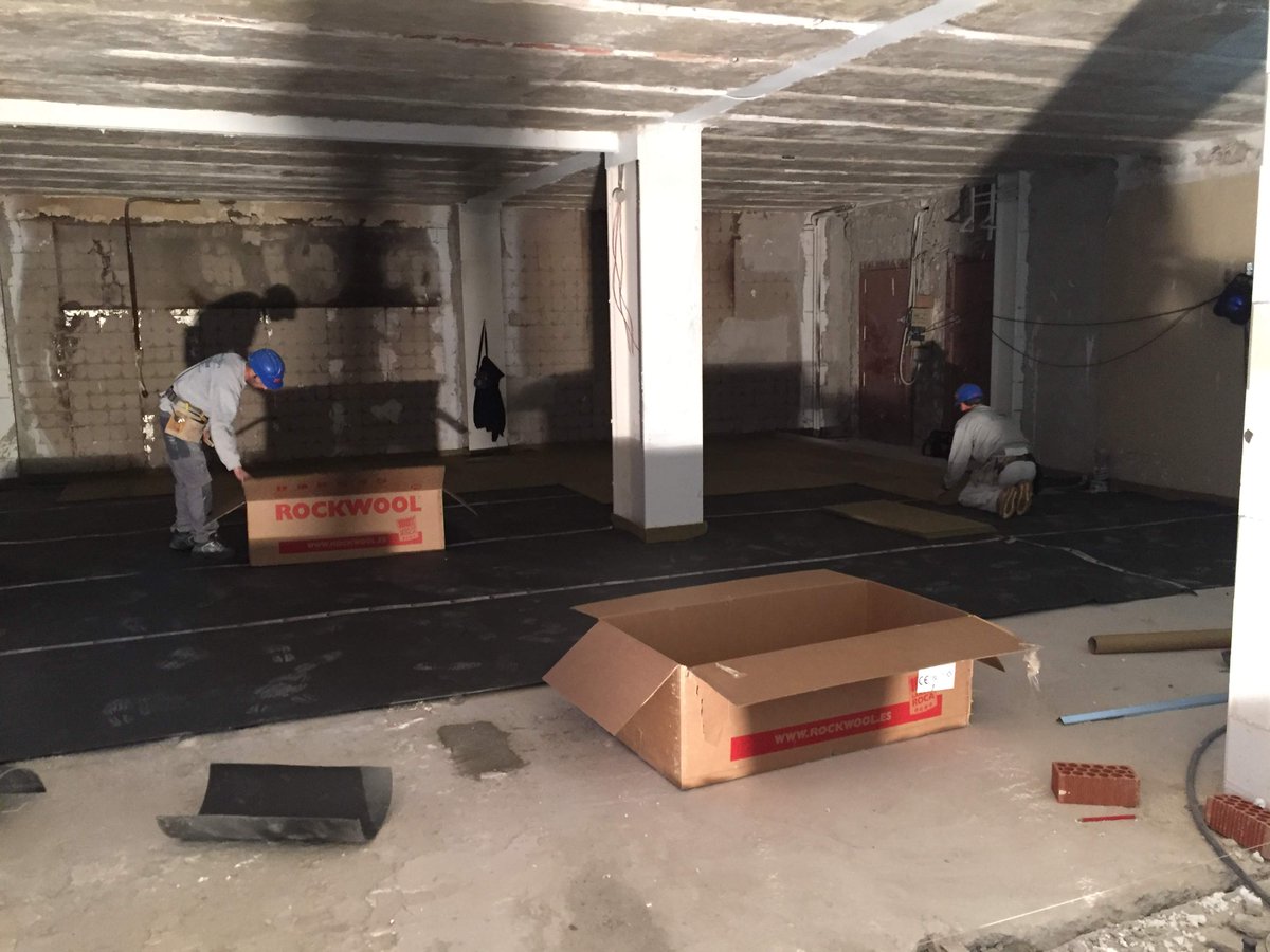 creahogar's tweet photo. Insonorización y acondicionamiento de local comercial para restaurante de comida rápida Burger King® en la Av. de la Libertad, 7, Murcia #Insonorizacion #Acustic #Insulation #Soundproofing #Retail #ObraSeca #DryWall #España 🇪🇸 #Pladur #Knauf #Placo #TeamCreaHogar #Calidad #Vida https://t.co/hGY1UeSvqc