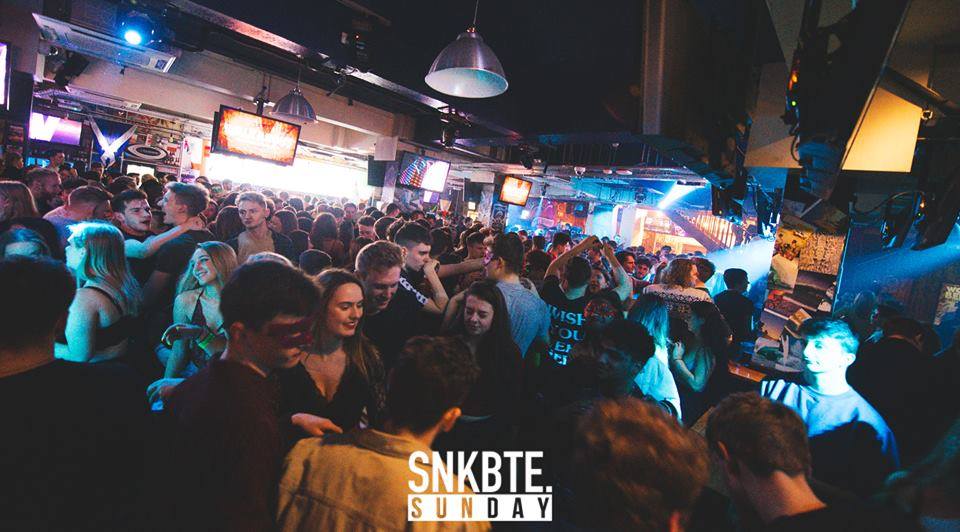 Don't miss out on the BIGGEST Sunday party on the South Coast! 🎉🎈

Want to skip the queues? Get an advanced ticket now! 👇Get tickets here 👉 fatso.ma/FHNh

#snakebitesunday #sundayfunday #snakebite #walkaboutbournemouth #studentnight #students #bournemouth
