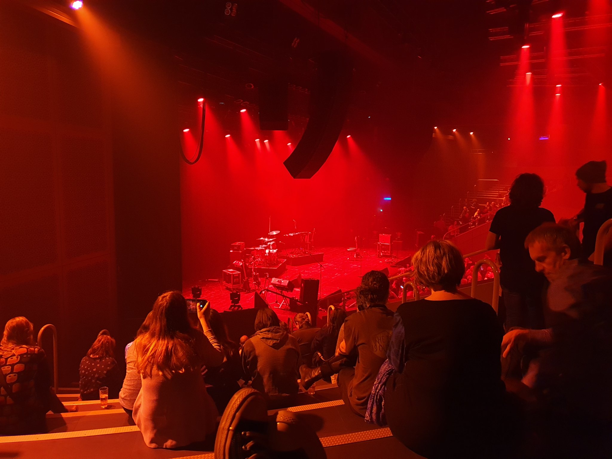 2019/02/17 - David at TivoliVredenburg in Utrecht, Netherlands DzoQZpPWoAAPO5l