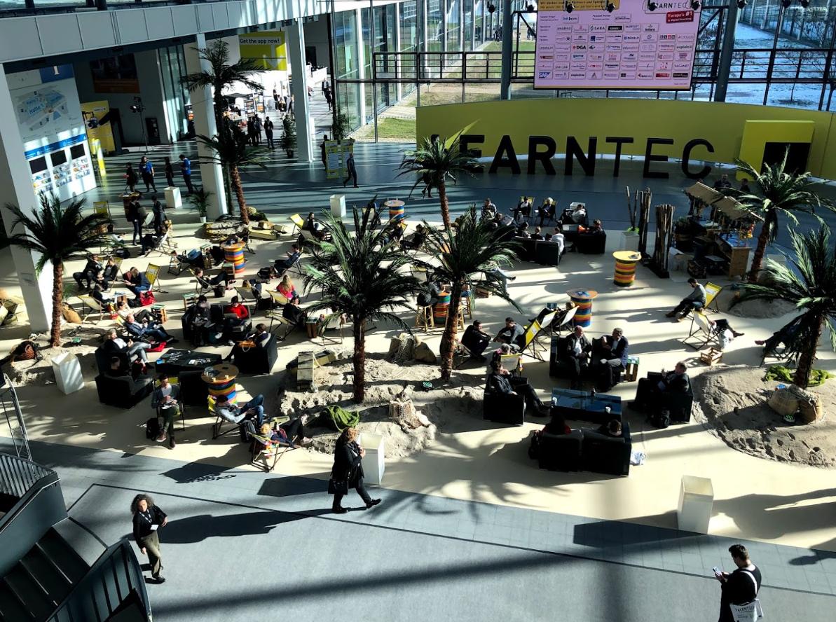 scilCH's tweet photo. LEARNTEC 2019 - Meine Notizen #70:20:10 #ar #Bildungsmanagement #botsforlearning #InformelleLernformen #LernenamArbeitsplatz #Lernenin/mitVR,AR,XR #LernförderlicheFührungsarbeit #XR https://t.co/EQRcKDykGn https://t.co/8TvIimxGKn