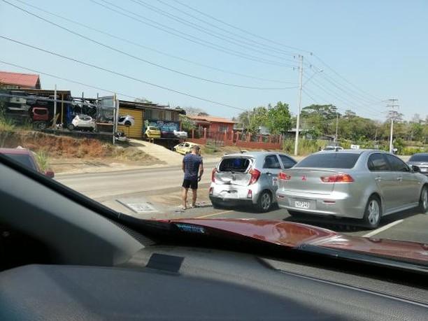 traficocpanama's tweet photo. Se registra accidente de tránsito en La Vía Interamericana, a la altura de Costa Verde en La Chorrera provincia de Panamá Oeste, en dirección a Panamá Centro. https://t.co/qf3TrMWCbG