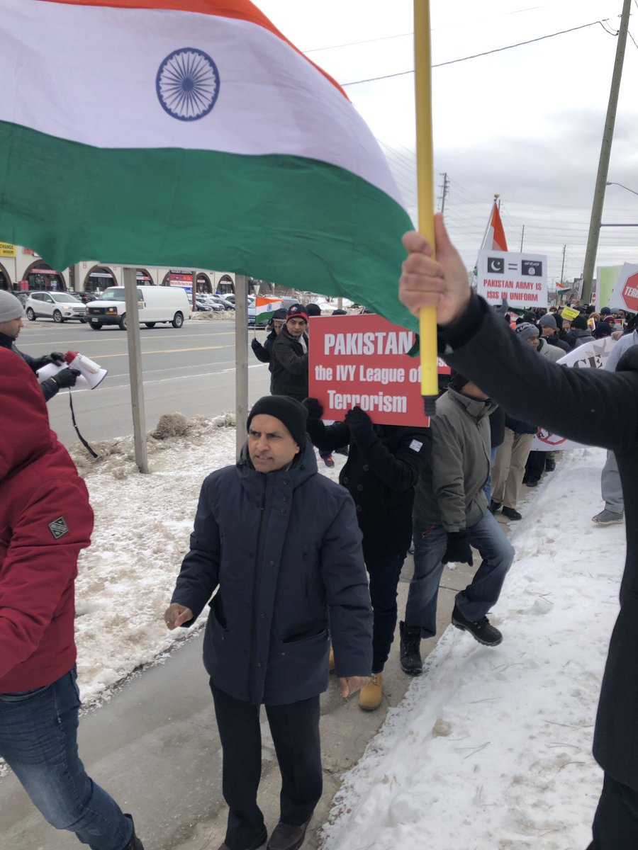 RK_Twitt1's tweet photo. Protest against #PakistanTerroristNation at Toronto in support of @crpfindia #PulwamaAttaack @aajtak @abpnewstv @680NEWS @globalnewsto @BmptGuardian https://t.co/KfOlBodTyy