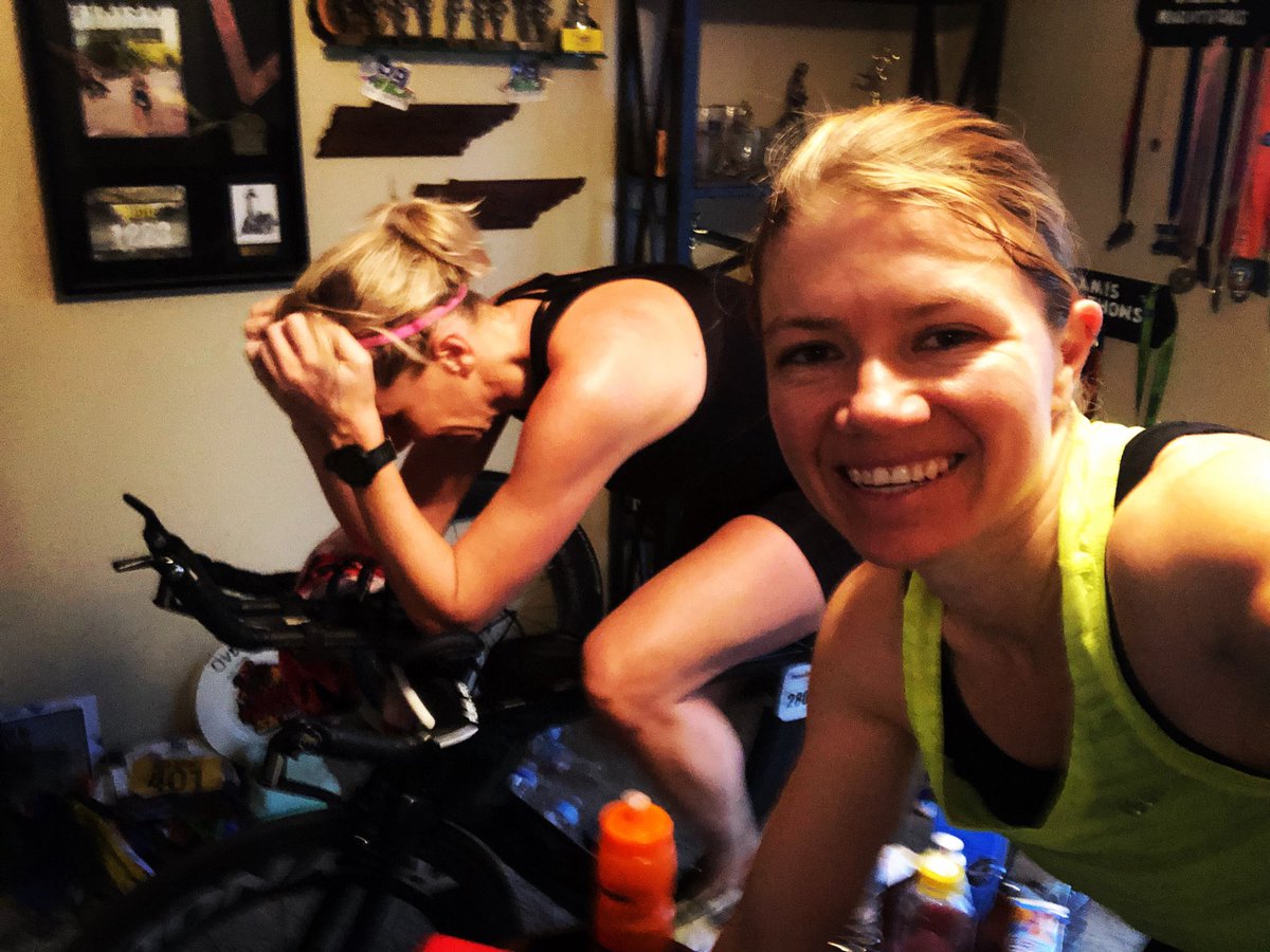 BelleThomas5's tweet image. 2 Hours In, 2 To Go!!! I don’t know if she’s going to make it 😂...but guess who’s feeling great! 🙋‍♀️
.
.
.
#trainerride #ironbelle #imtx2019 #trilife #paincave #feelinggood #justkeepspinning #morgantownbankandtrust